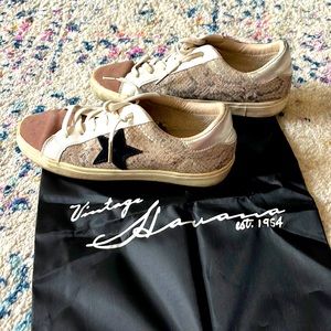 Vintage Havanas Snake Multi Color Sneaker, Size 8.5